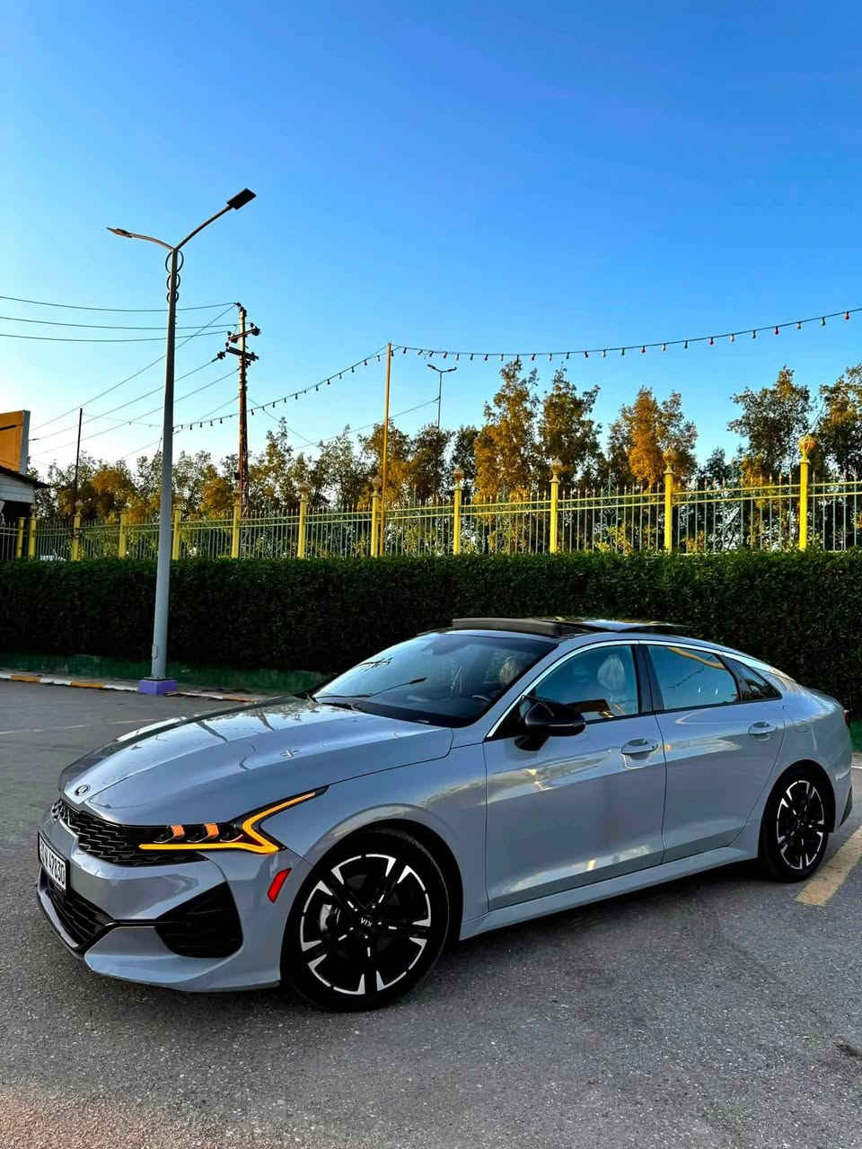 K5-GTline 2021-AWD
مراوس بجارجر 
اللون : اسمنتي سموك المميز 

المحرك : 1600 تيربو 

الرقم : بغداد الجديد بأسمي تحويل مباشر 

الحادث : بارد الباب فقط 

المواصفات : 

١) بصمة تشغيل + بصمة ابواب 

٢) تشغيل عن بعد  

٣) خمس وضعيات قيادة دفع رباعي  

٤) كاميرة 360 درجة 

٥) دواخل جلد احمر + الأرضية مبطنة جلد بالكامل 

ا٦) شاشة كبيرة ( المستطيلة مو المربعة ) 

٧) تدفئة كشنات 

٨) ابل كاربلي واندوريد اوتو 

٩) حساسات امامية وخلفية وجانبية 

١٠) رادارات امامية وخلفية وجانبية 

١١) نقطة عمياء 

١٢) نظام مانع تزحلق

١٣) مثبت سرعة 

١٤) تحديد مسار 

١٥) مخارج AUX +USB

١٦) بانوراما 

١٧) شاحن وايرلس 

١٨) اوتو هولد 

١٩) جنطة ذكية فتح تلقائي 

٢٠) تبريد بيانو 

السيارة ليبل واحد بدون تبديل اي قطعه بيهه بارد فقط

السيارة نظيفة وجديدة بكل معنى الكلمة وتعال وشوفها بعينك 🤍

ماشية 45 الف ميل 

مكانها الأنبار الفلوجه 

للأستفسار : ***********
