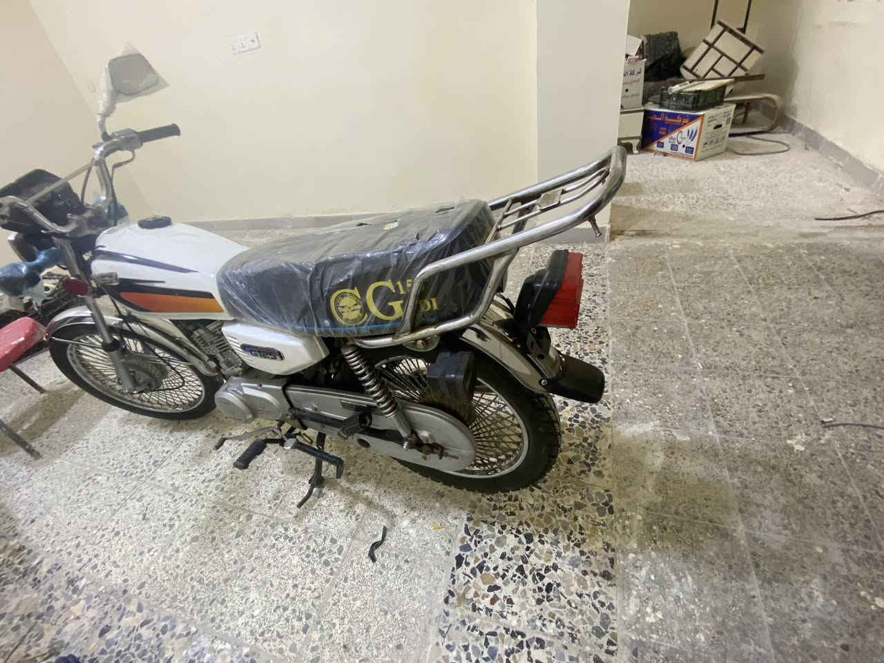 تايكر ايراني اربعه كير موديل 22دراجه حلوه ونضيفه هندر واحد اوراق موجوده 500وبيه مجال رقم لتصال ***********
بيه نواقص خفيفه مكان بغداد شارع فلسطين
