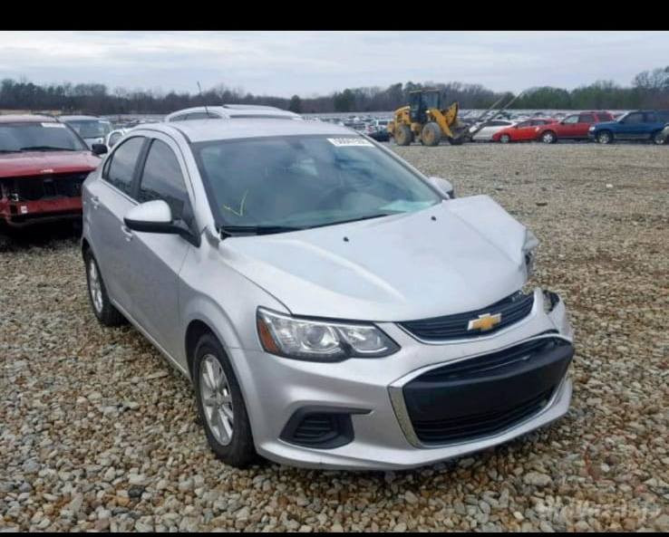 السلام عليكم شوفر سونك 2017 رقم كربلاء بأسمي كير مكينة كفالة  لايت LED  كامره دوارة شاشة كبيرة كار بلي جام اوتو  ماشية ٨٥ السياره جاهزه حتى تبريد شغال وعلى الفحص 
السعر   75 وبيهة مجال عنواني كربلاء/ ***********
***********
