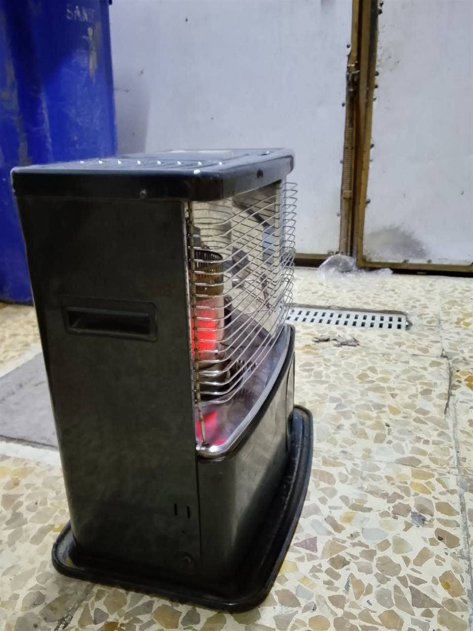 صوب نفطيه شغاله في منطقه الحريه ***********
