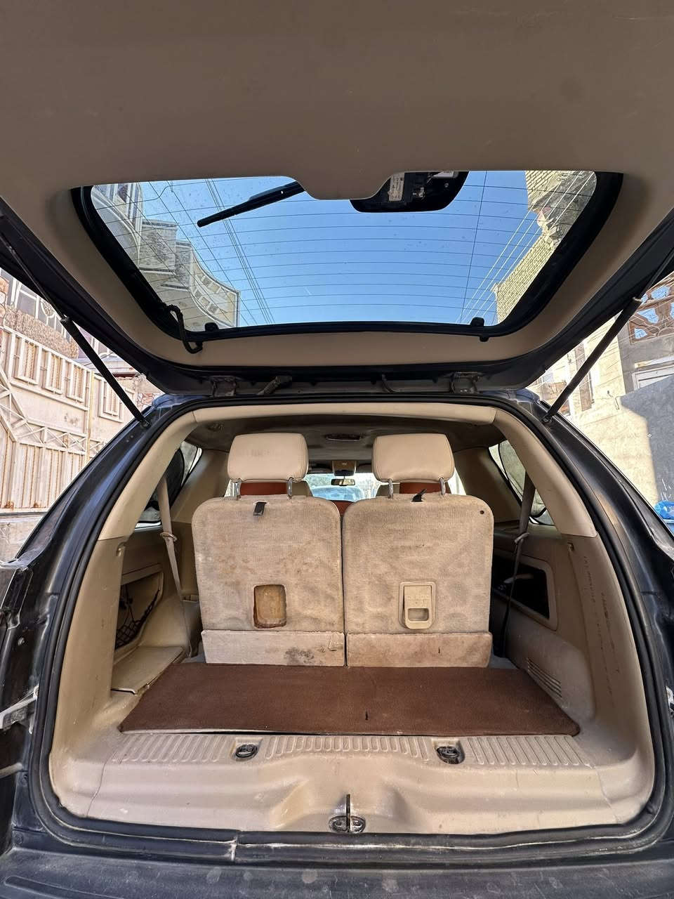 السلام عليكم اكسبلور مديل 2007رقم بصره مشروع وطني مداور ثاني يوم جاهزه كير مكينه تخم تاير حداديه باقي شوف عين الاستفسار ***********مكاني ناصريه مركز
