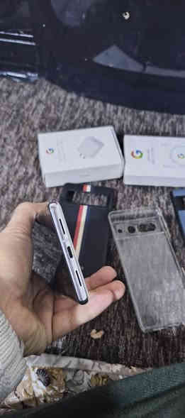 السلام عليكم 
بكسل 7برو
نسخة عالمية بريطانية
مامفتوح

نضافتة97بالمية
128گيگا
وبا 3غلاف +شاحن گوگل+كيبل+درع شاشه+درع كاميرا
٤٠٠الف الف
شراي يراسل لو يتصل *********** كركوك
