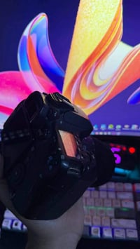 كامره D80لبيع بسعر مناسب الملحقات بطاريه رام حزام جنطه حزام الكامره جد...