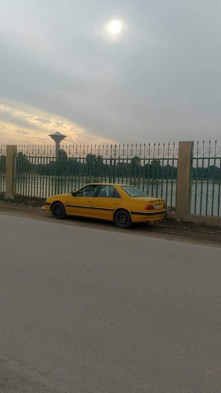 سلام عليكم 
بيجو بارص موديل 2015 مكينه كير خير من الله دواخل مدوشمه شادلها شاشه السياره نصبتها حلوة رقم انكليزي هزة جديدة مصفرة هيئه أو غرامات بسمي تحويل فقط ما اسوي وكاله سيارة بيها جراد خفيف او ضربه باليدة مال باب خلف الراكب ما معمرة نقص هورن أو دكمه مال دبل إشارة تعلك ليش تجي وتكول ما كتلي سعر 52 بيه مجال بسيط رقم تليفوني *********** ما متواجد عل فيس
