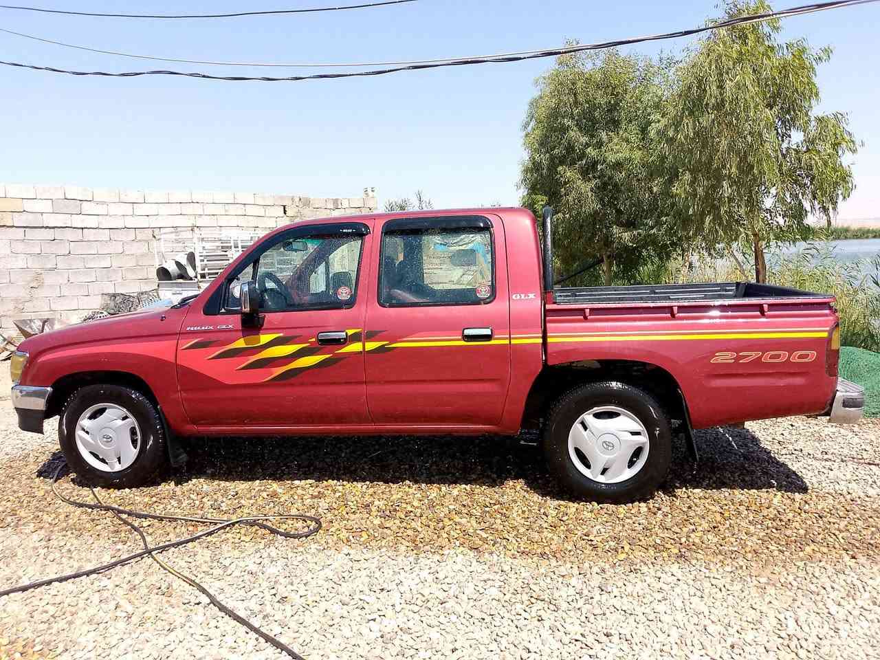 سلام عليكم سياره 98. رقم شمالي سنويه لل 29 
تواير جدد جاهزه من كلشي بس بنيد صبغ كفاله عامه  
سعر 100 والشراي. يدلل. مكاني داقوق ***********
***********
