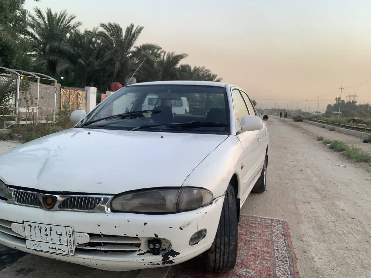 سلام عليكم بروتون 2002
سياره باسمي سنويه وهزه لحد 2027 
سياره نصبته حلوه 
صدر الامامي ٨٠٪؜
الخلفي بيه دبل واكف 
المحرك ابيع كايم / سياره شغاله وتمشي  
استفسار ***********
السعر المطلوب 35 $ بيه مجال
