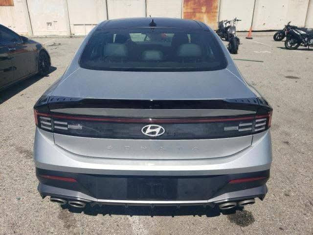 هونداي سوناتا 2024. N Line
ملاحظه صور امريكا بالمنشور للمصداقيه بالكلام 

ماشية غير 11الف 

محرك توربو 2500

300حصان

8 sepeed Transmission Dull Clatch

المواصفات فول فول (Full Option):

 بصمة ( ابواب + صندوق ) 

تشغيل عن بعد 

شاشة جبيرة ( كار بلي + اندرويد )

واير ليس شحن 

مثبت سرعة 

قيادة ذاتية 

تحديد مسار 

رادار امامي 

رادار جانبي 

رادار خلفي 

كامرا دوارة ١٨٠

مثبت ستيرن 

سايد بريك بصمة 

مودات قيادة ( نورمال - سبورت - سبورت بلاص - كوستم)

كشنات تدفئة 

بانوراما 

تبريد بيانو 

تبريد قطعتين 

لدات بلادية بالدشبول متغير الوان تتحكم بيهه بالشاشة

كيجات بالعداد تظهرلك قراءة (حماوة الدهن - التيربو - العزم)

كيجات دجتال تتغير ويا كل مود مثل ماموضح بالصورة

كير دكمً ٨ سرعات + شفتات ستيرن 

نظام سماعات BOSE اقوى انظمة سماعات

جامات اوتو

اوتو هولد

كشنات كنتارا حضن N

محرك 2500 تيربو 

300 HP يعني 

لدات امامي خلفي 

وبعد هواي مواصفات بيهه

كلين السياره بدون حادث وصبغ 

السياره رقم بغداد رقم مميز 

مكان السياره. بغداد. 

للاستفسار. ***********
