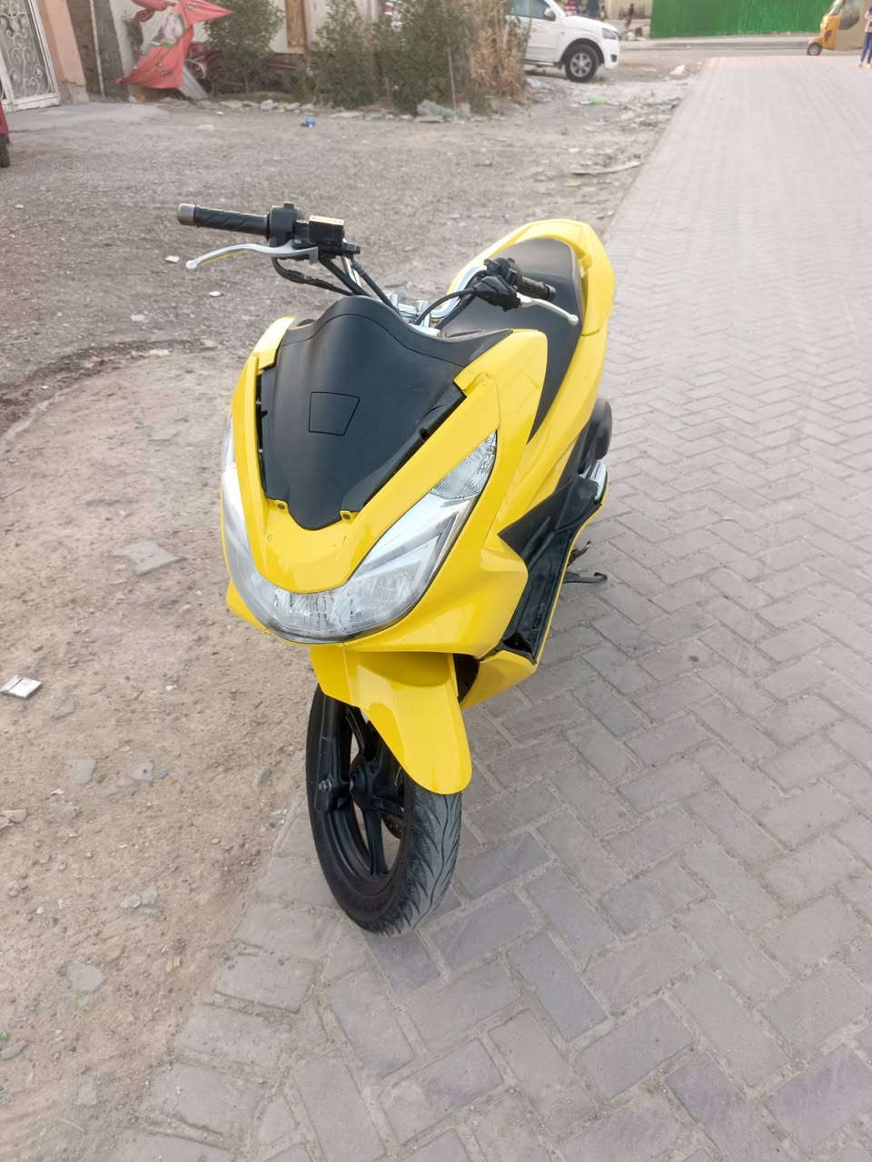 السلام عليكم دراجه جيل ثاني ياباني  دراجه محرك 150 دراجه حلوه وناشفه ادراجه مصبوغه للج ماليه ادراجه كامله اي نقص ما بيهة مكينتهة خير من الله بل جيس السعر 1950 رقمي *********** متواجد واتساب
