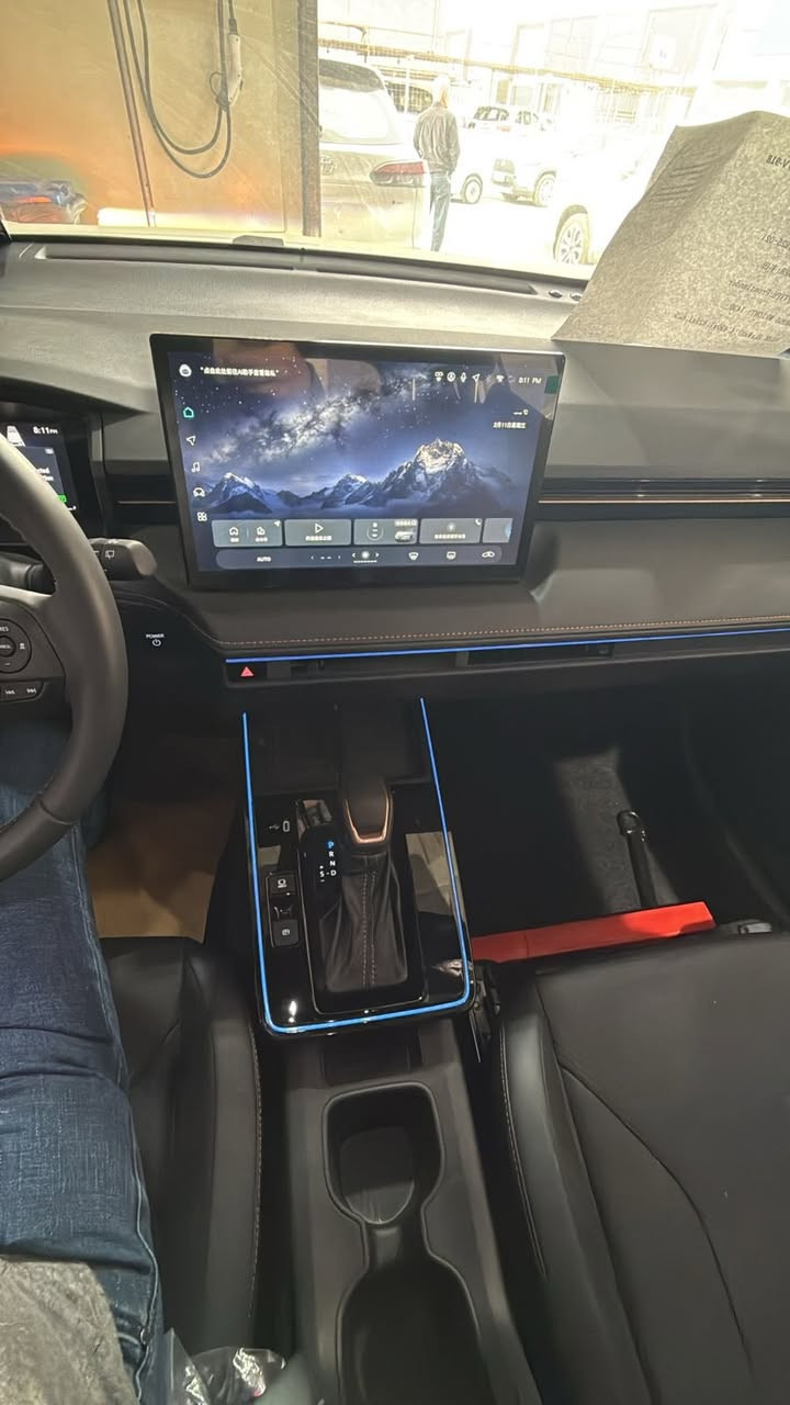 فرونت لاندر اس  2025 شكل جديد زيرو مطابقه لاجواء عراق بليته فضيه HEV
عنوان /المنصور الداودي 

🔥السعر 33 مليون و450🔥

ملاحظه السياره مطابقه لاجواء العراق مصورلك البليته الفضيه 

🟤مكينه الفين هايبرد شحن ذاتي 
🟤سلايت 
🟤جلد اصلي + مقعد السايق كهرباء 
🟤شاحن واير ليس للهاتف النقال اصل 
🟤حساس امامي + خلفي + اوتو بريك مامي + خلفي 
🟤رادار امامي + سياقه اليه + تحديد مسار طريق 
🟤لايت ليد + لد صباحي + بكلايت لد جديد
🟤اناره دشبول + اناره بطاين بوب 
🟤شاشه كبيره وسطيه + كار بلي + كامره خلفيه اصليه 
🟤كيجات متطوره حديثه مستعشرات الطريق تقراها بكامل من خلال عبور اي  مجسم امام سياره 
🟤مري شفطً
🟤هاندر بريك بصمه + اوتو هولد 
🟤بصمه تشغيل + دخول ذكي 
🟤تبريد قطعتين 
 🟤10 ايرباك 

***********
