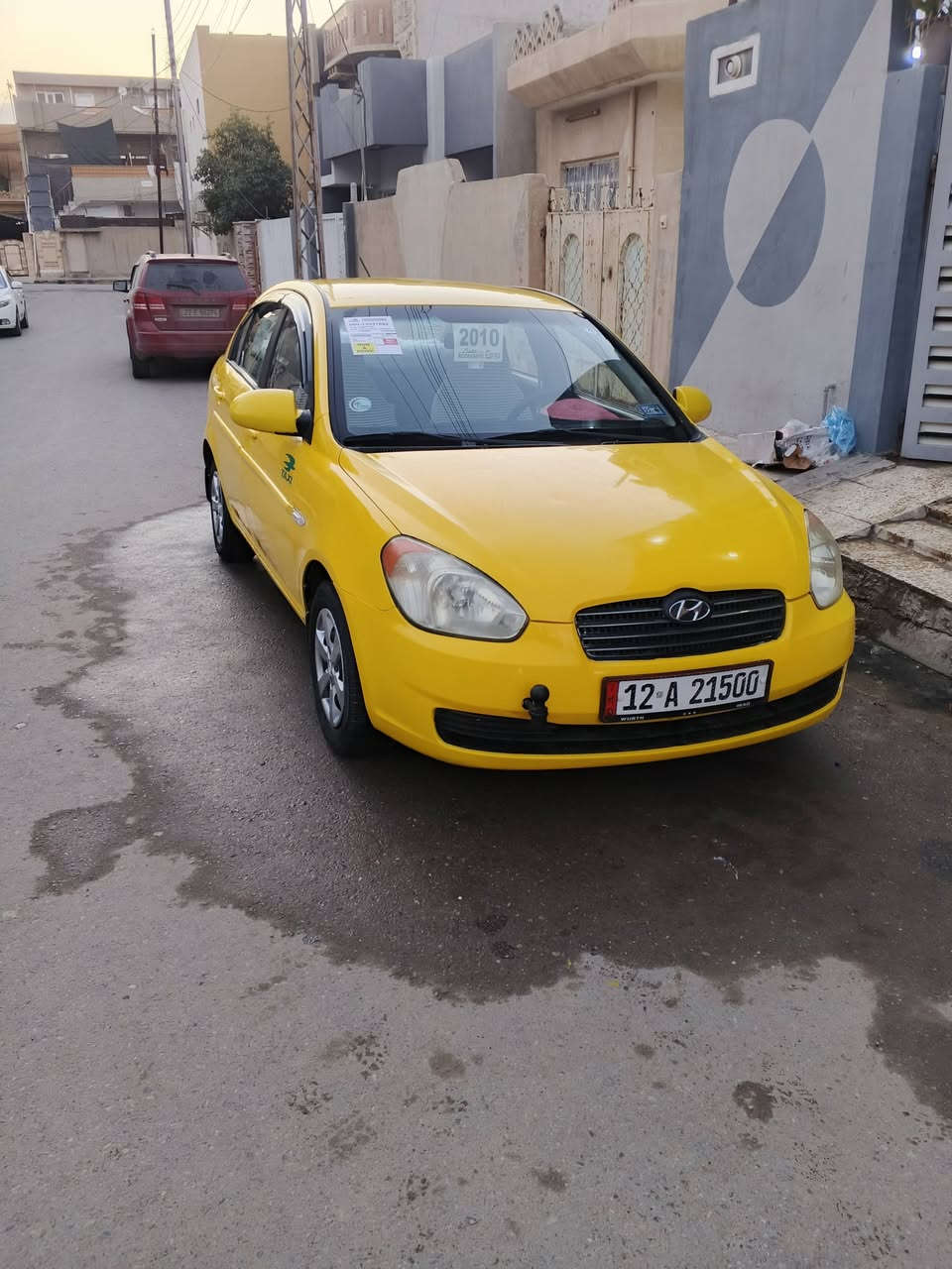 السلام عليكم اكسنت موديل 2010 بدون ضرار محرك شرط كير توماتيك  شرط السياره كلها بشرط بيه تلقيطاته معجون خفيفه السعر 100 وبيه مجال حك الجيه ***********
