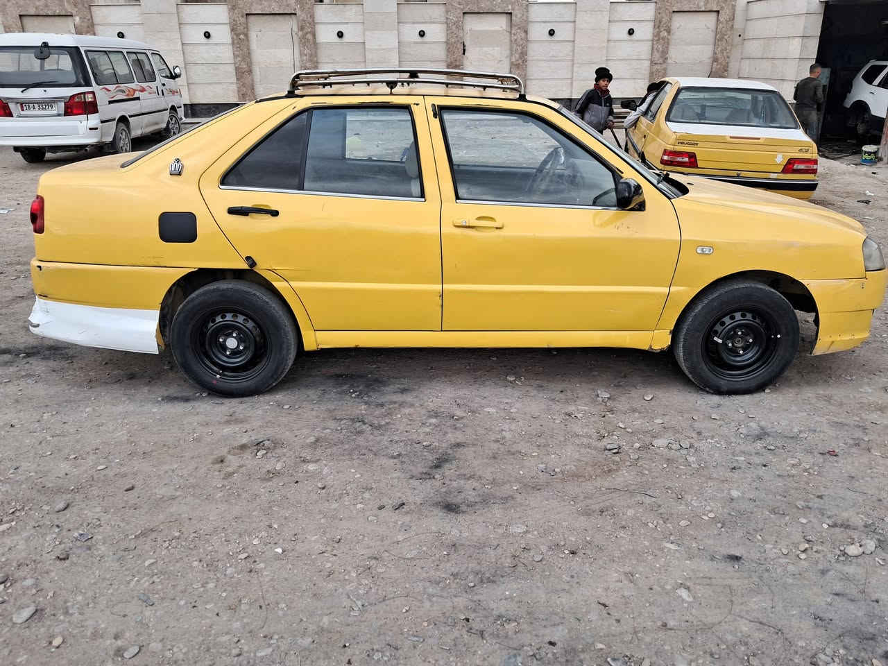 للبيع شيري كوين رقم نكليزي مصفره هيهة وغرامات موديل ٢٠١١محور مكينه وكير كورولا بيكاشو يارس ياباني حجم ١٦٠٠ تحوير مظبوط تخم تاير صدر جديد تبريد شغال باتري جديد شاشه سياره بلاديه لاضربه ولا صبغ كهربايات كل شغال مكاني بغداد حي النصر ***********شرط التحويل مابيع قصد
