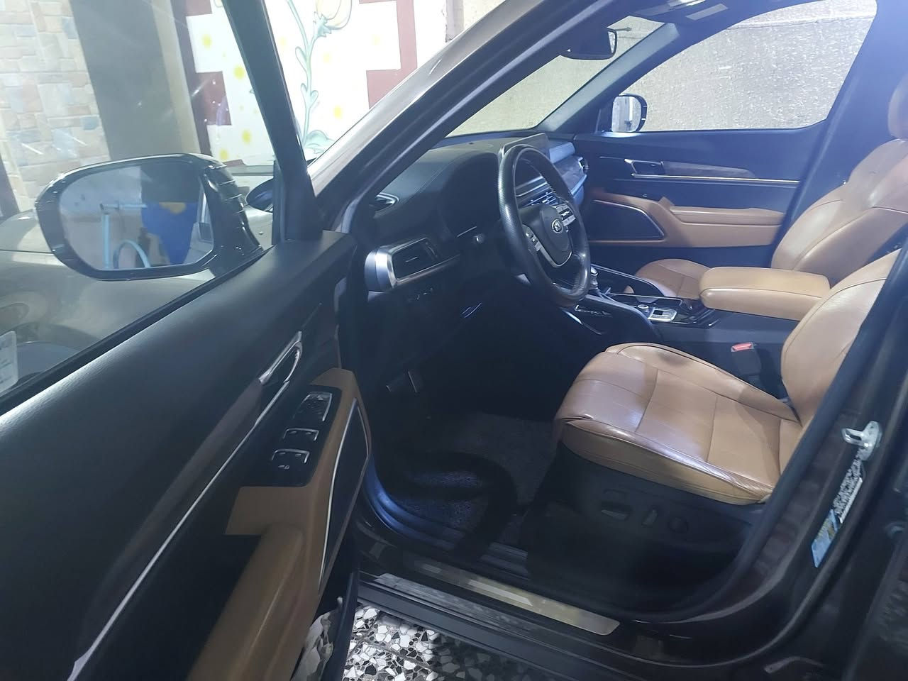 السلام عايكم اخوان
كيا تيلورايد 2020SX
السياره فول مواصفات حادثهه جاملغ وبنيد فقط بدون دواخل ممكينه وكير خير من الله السياره جاهزه من كل شي دينار ماتصرف عليه ايرباك استيرن فقط 
السعر 23الف دولار
السياره بسمي تحويل مباشر
***********
***********
