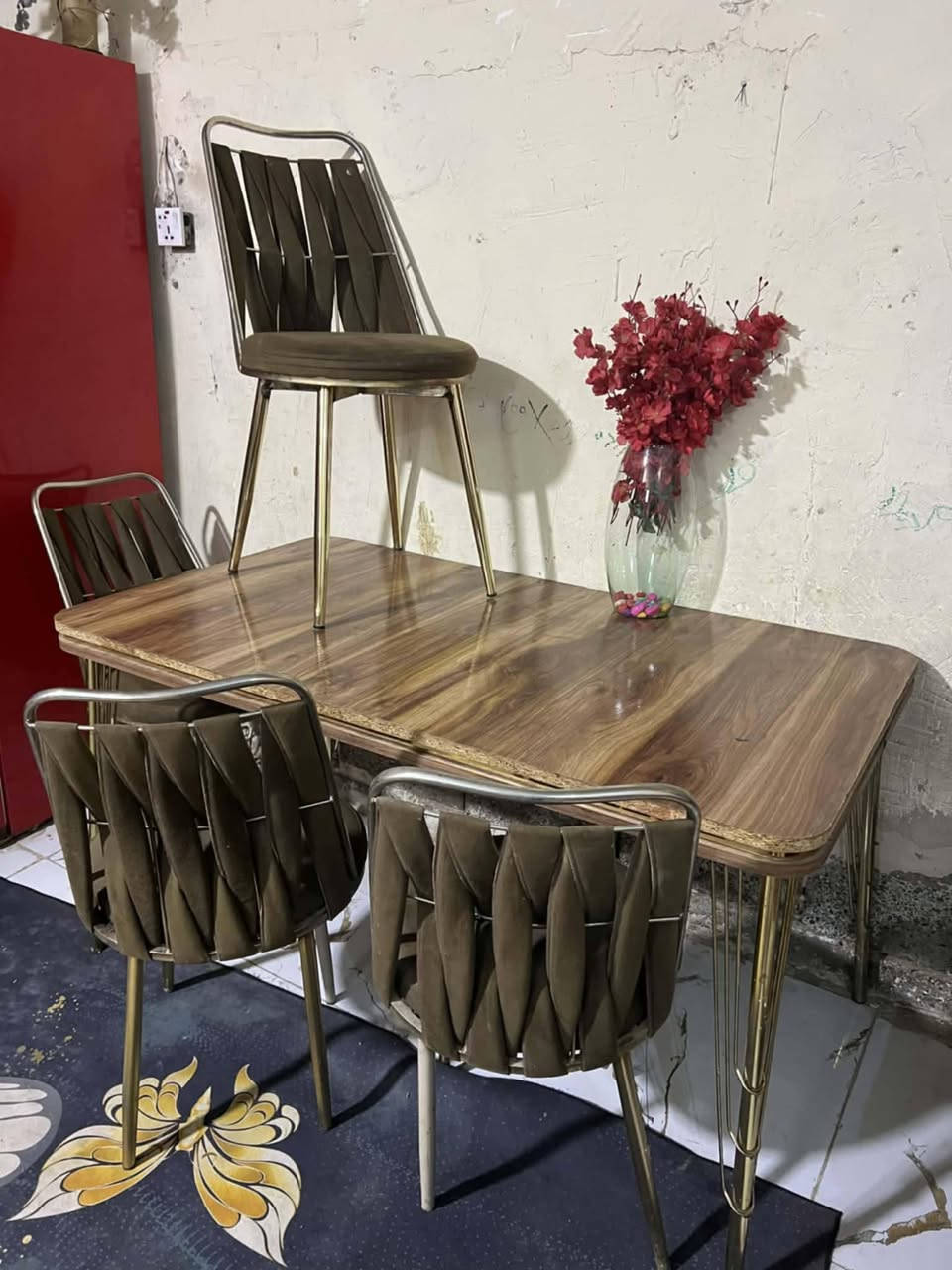 غراض للبيع مكان دوره ابو دشير اكو توصيل شراي وتساب ***********
