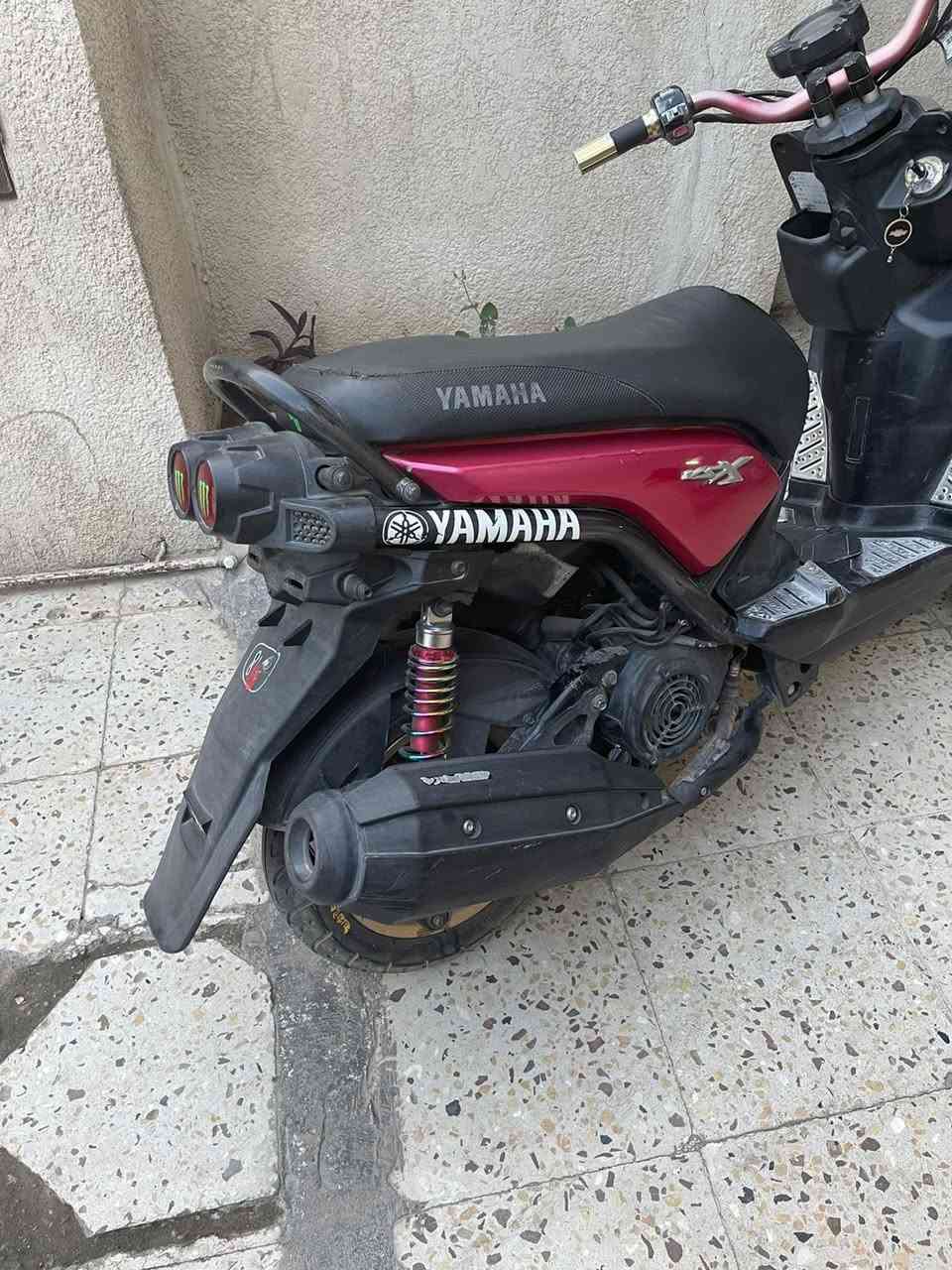 سلام عليكم دراجه جبلي للبيع دراجه بلادي حلوه ونضيفه مكينه مكفوله دراجه خير من الله مكاني بغداد الغزاليه رقمي *********** اي نقص مابيهه سعر واحد 100 وبيهه مجال
