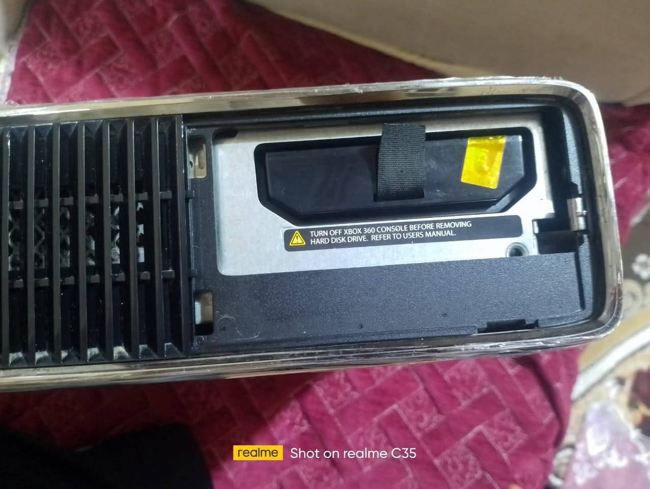 السلام عليكم
اكس بوكس 360 

كامل ملحقات

3جوستك 2واير و واحد لاسلكي 

هارد تخزين250G

اكثر من 50 لعبه قويات مثل كراند5 و فورزا هورايزن و رزدنت ايفل و بيس25 و كول اوف ديوتي و تومب رايدر و غيرها من الالعاب

واير HDMI

المحوله بيها خلل عاطله 

السعر 110 مكاني ذي قار سوق الشيوخ


**إذا كنت صاحب هذا الإعلان وتريد حذفه لأي سبب، رجاءا أرسل رسالة إلى الدعم الفني**