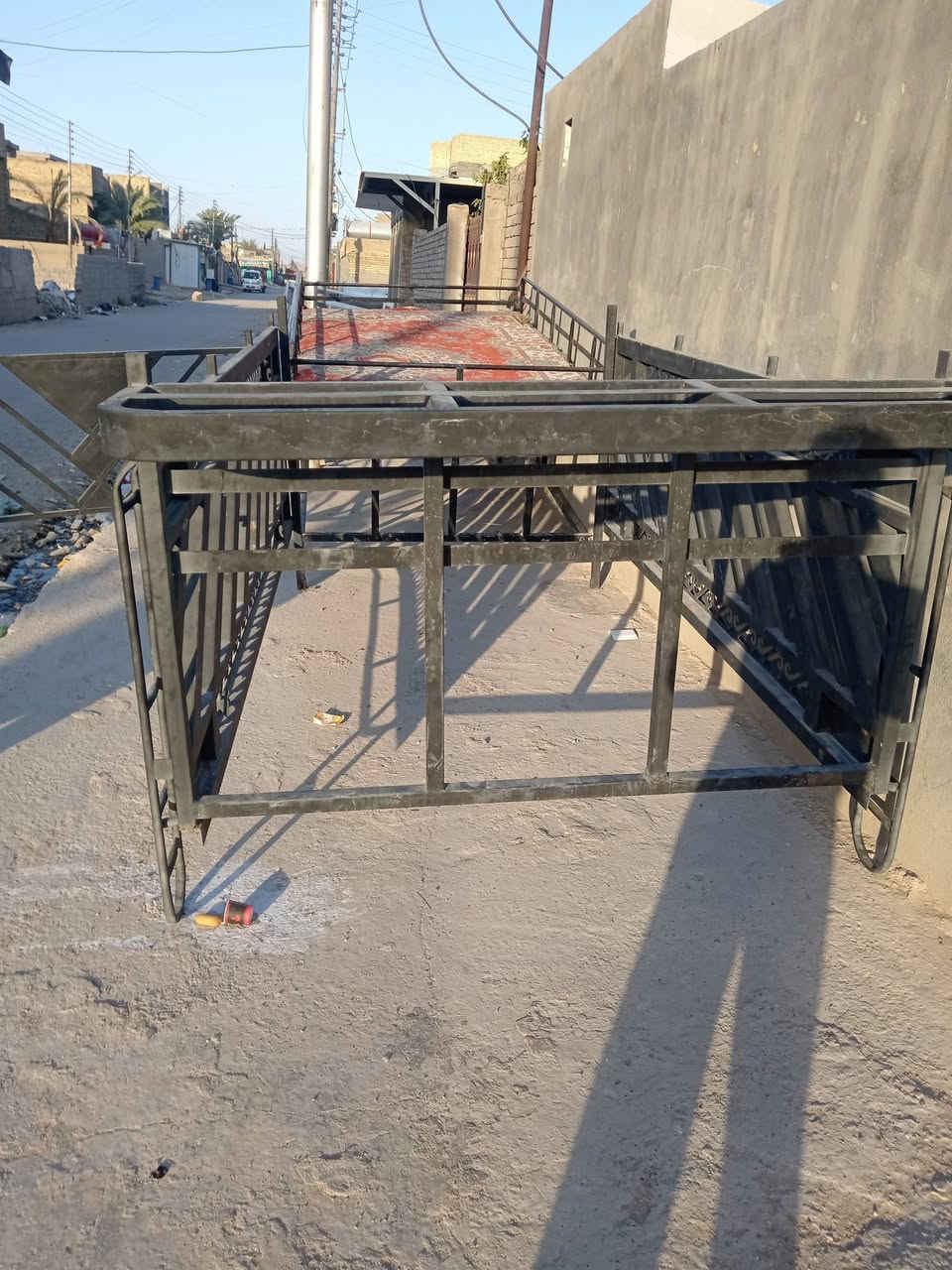 سلام عليكم محجر البيع كية نثيه محجر بلازمة جديد لا خياس ولاكس  مكان بغداد المعامل الباويه  سعرة 450الف  رقم ***********
