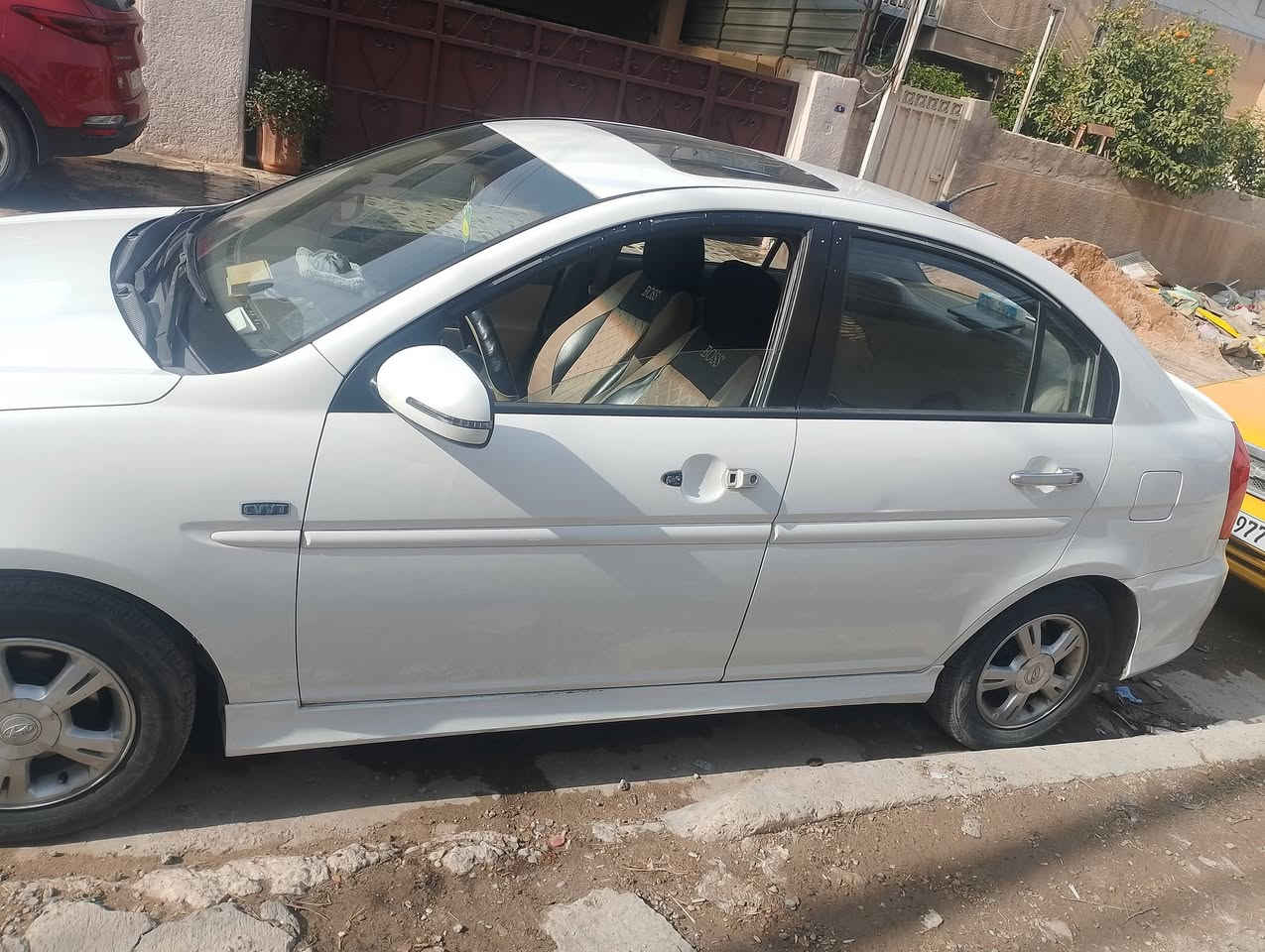 اكسنت موديل ١١ بغداد الماني بيها شبر بارد باب السايق ***********
