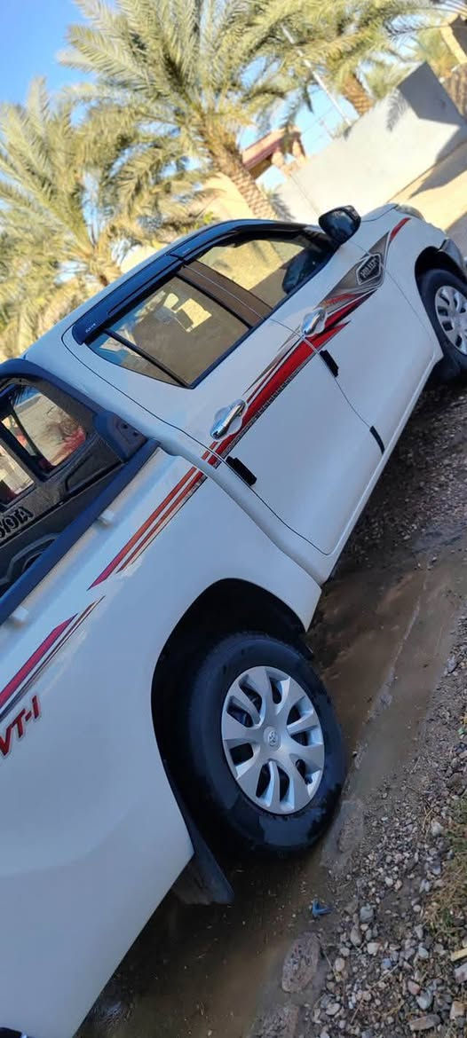 مساء الخير والعافية..
تويـــوتا هايلـــوكس 

ساز مـوديل ٢٠٢٤

مكفوله كفـاله عامه

ماشيه ٢٤  فقط

السنويه لغاية الـ٢٠٢٩

الشكل أحلى من الصور 

الرقم بغداد حلو كلش ..مشروع وطني 

السعر ٢٤٥ وبيه مجال

 للأستفسار

***********
