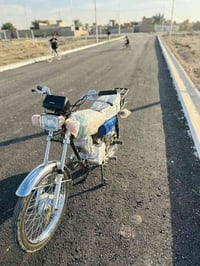 دراجه للبيع صاله اربع ايام من معمره فقط لمكينه ٢٣نامه لصلي  وغراضه ٢٦ش...