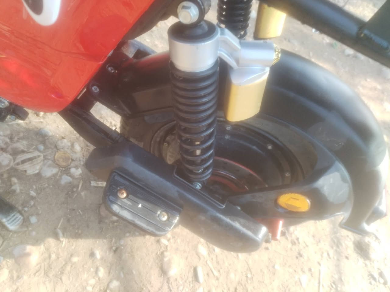 ماطور R9البيع ماشي 3000 السعر 475  وبيه مجال رقم ***********
