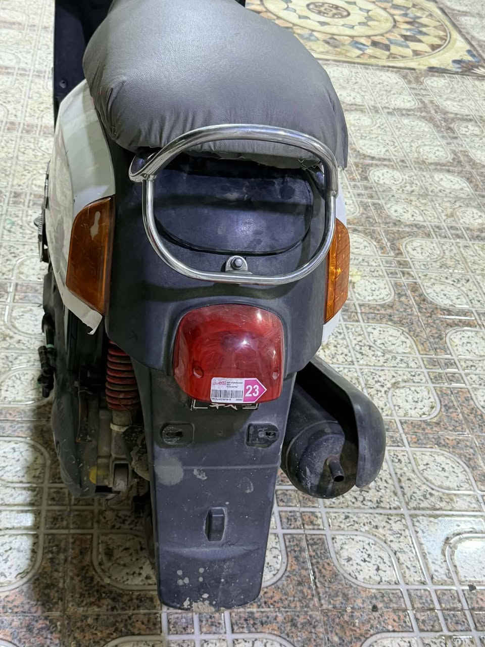 اسلام عليكم دراجه للبيع ماكس بوليس مكينه ما مفتوحه دراجه جديده كلش مكينه ناعمة كهربايات كلها شغاله تايرات جديده سلف هندر كله شغاله السعر 650' وبيها مجال جدآ قليل والعنوان ديوانيه والشراي ينتصل علئ الرقم *********** غير متوجد خاص
