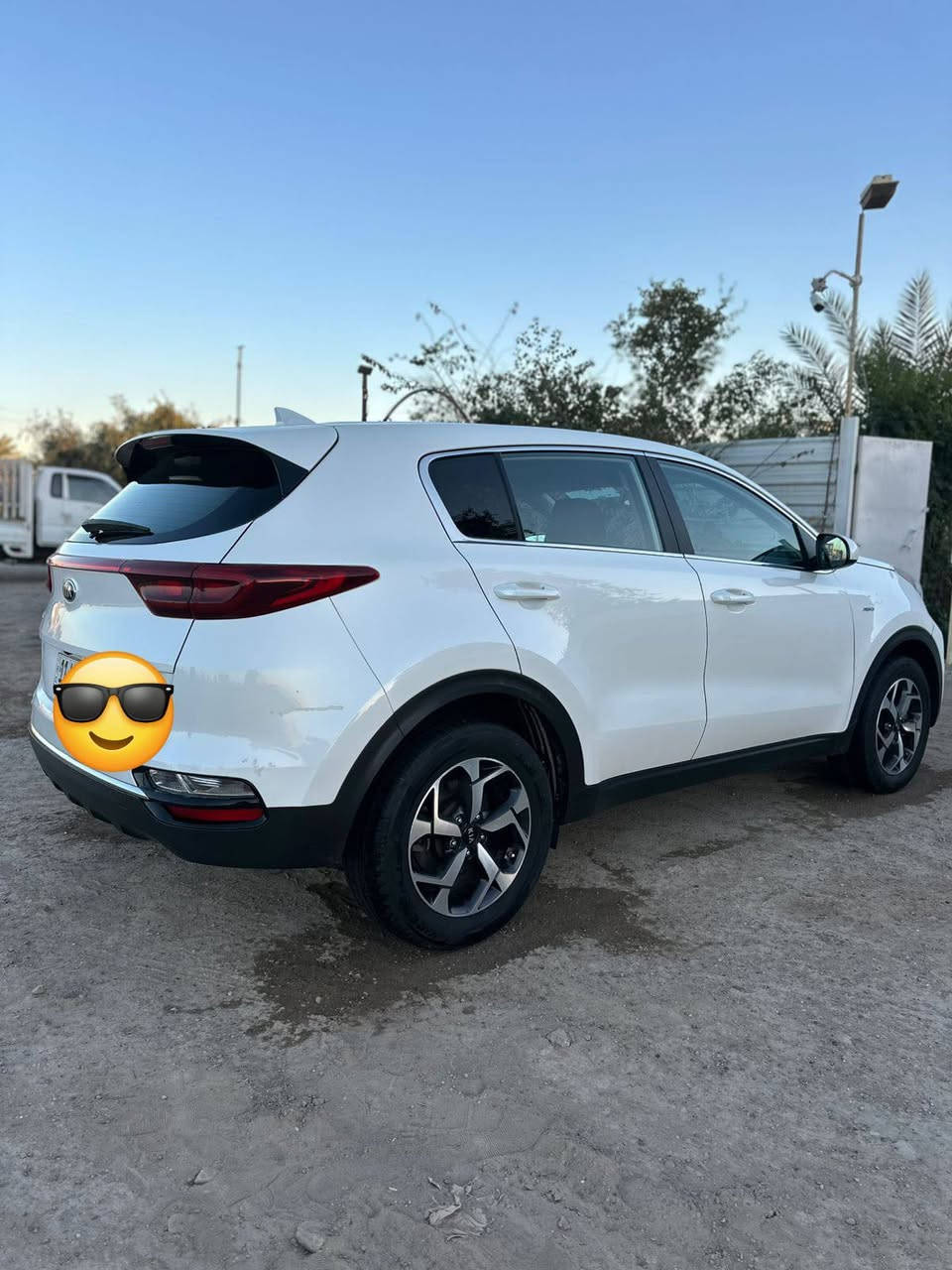 السلام عليكم سبورتج 2022 وارد امريكي حادث بسيط نص فول ماشيه 63 السعر 185 وبيهه مجال رقم بغداد بسمي  مكاني بغداد  +964 771 862 8085
