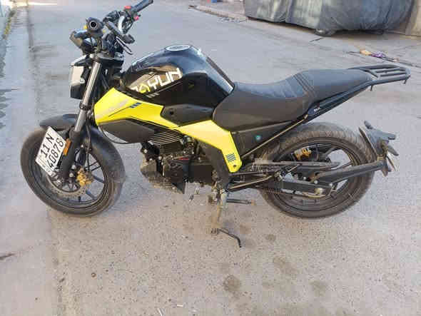 سلام عليكم دايون موديل 23 مرقم بسمي مكفوله كفاله عامه تحويل ثاني يوم السعر مليونين 250 مكاني بياع حي الرساله لاستفسار ***********. ***********
