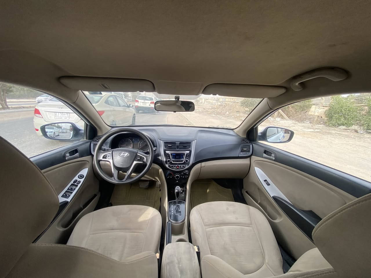 سلام عليكم        (سعر) ٧٨ 
***********
اكسنت مضلع للبيع 2016 مكفوله كفاله عامه سياره جاهزه ليريد يطلع بيع تكسي ستوني مسويله إدامه كامله (نجف)
