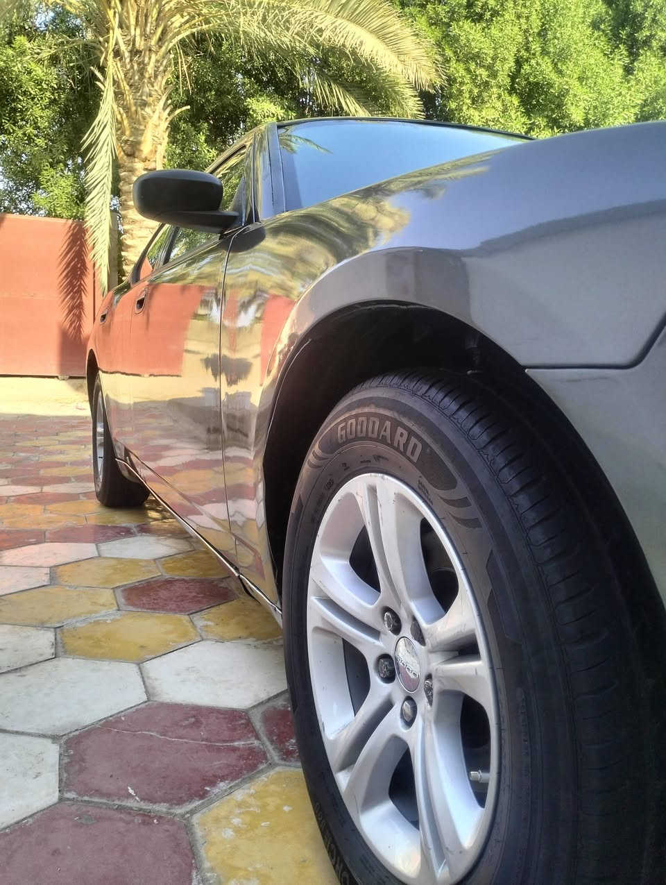 السلام عليكم جارجر موديل 2008
سياره جاهزة وجديده ماشيه 127الف

بيه صبغات السياره 

مكينه 3500 جديده

تبريد جاهز 

رقم اربيل جديد وكاله باسمي تريد تحويل تريد وكاله حاضرين 

دوخل جديده ما مشتغله تكسي 

كير /5 فيش 

 لايت زنون جديد 

بك لايت لد 

كهربائيات كله شغاله 

السعر 115 وبيه مجال 

*********** 

مكاني بابل الكفل
