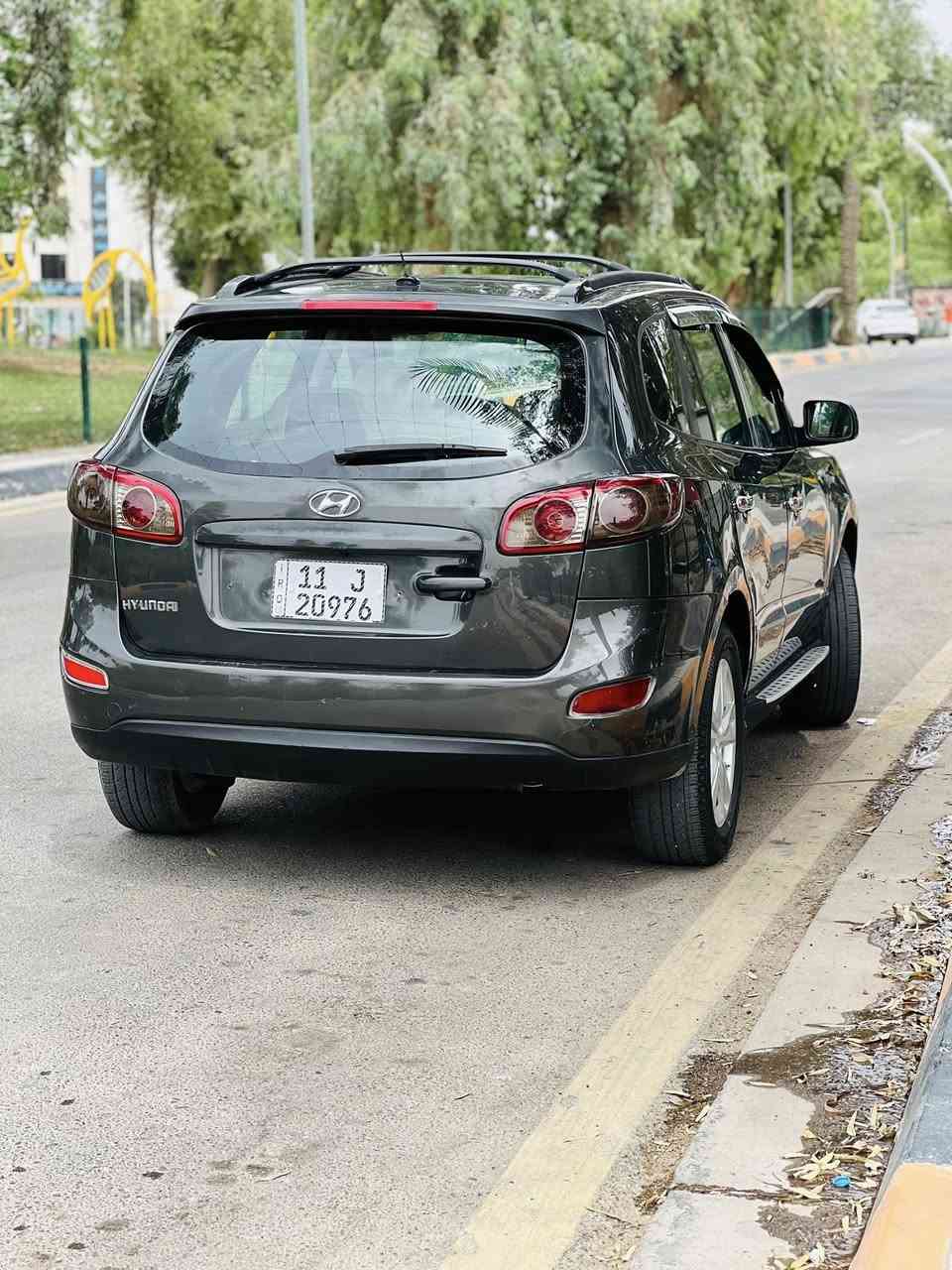 السلام عليكم ورحمة الله وبركاته 

Hyundai Santa Fe 

موديل 2010 وارد 🇺🇸

v6
سيارة بدون ضرر (فقط تعيار بنيد وباب)

كير محرك خير من الله  حدادية صدر تدفئة 

تبريد بالكشنات رقم بغداد أنكليزي الجديد 

تحويل مباشر شاشة كامرا فطعتين تبريد 

تحكمات ستيرن سونار مرفق مع الصور

مكان السيارة بعقوبة الجديدة 

السعر  $ 123 

اتصل أو على الواتساب 
***********
