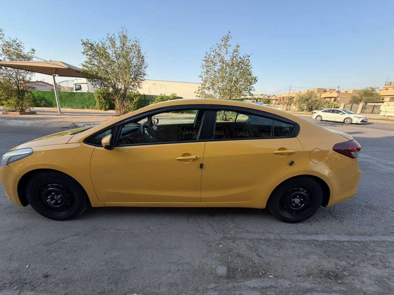 كيا فورتي للبيع موديل 2018 محرك 2000 دوش سيارة جديدة ماشية 98 الف وارد امريكي حادثة جاملغ ورصعه باب سايق بدون دواخل صور حادثة بل منشور سيارة جاهزة تخم تاير صدر منظومة تبريد منظومة غاز سونار بيه سعر 102 مكان سيارة بغداد الرصافة رقمي 
***********
