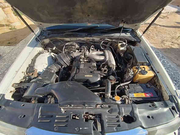 السلام عليكم سيارة بطه فصل البيع موديل 93رقم بصرة شرط تحويل سيارة كفاله كصه ونقل جثه والعيب الشرعي الصوليات محرك وكير 2500 ونص ثنينهن مكفولات سيارة فنر بلاد سيارة جاهزه من كلشي حداده وتخم تايرات وتبريد  كهربائية كلهن شغلات  ودواخلها كلهن شغلات ونضيفه سيارة جاهزه من كلشي مابيه نقص سعر 60وبيه مجال الرقم ***********
