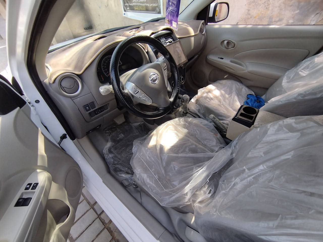 السلام عليكم للبيع نيسان صني موديل 2024 مكفولة كفاله عامه ماشيه 46الف بعدها زيرو هندي ام البليتا الزرقه العنوان ا القبله  حي الشهداء السعر 123 للاستفسار *********** أو خاص

