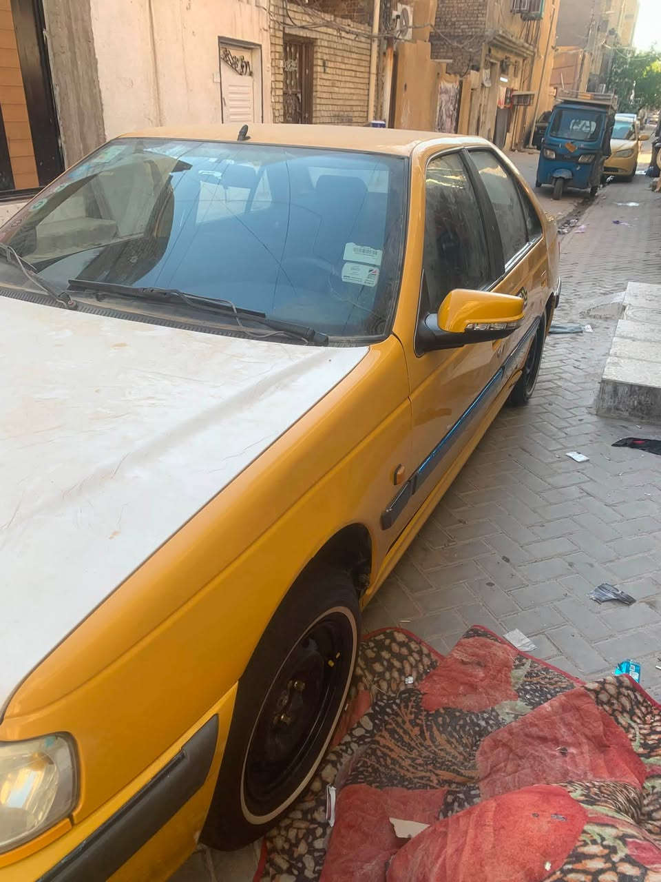 يا الله 
بيجو بارص للبيع مديل٢٠١٥ 
مكفولة كفالة عامة بس شبر بل بنيد مكينة كير صدرهة كلة جديد
بسمي رقم نكليزي مصفرة هيئة وغرامات 
ما مشتغلة تكسي علة وضع لشركة بس تخم تاير ابو خط ابيض مبدللهة 
عارضهة ٥٢ بيهة مجال بصيط 
عنوان مدينة الصدر 
***********
