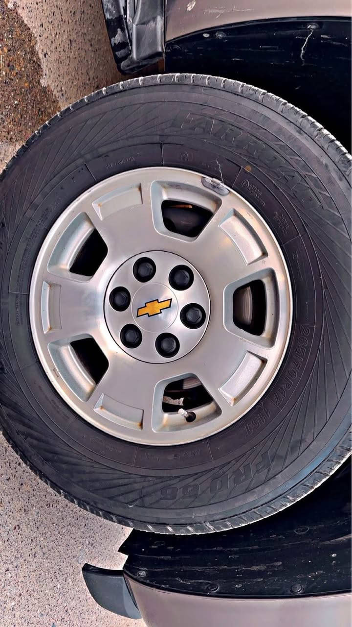 سلام عليكم تاهو ١٣ خليجي مكفوله كص وانتر بول وعشائر عد قطعتين صبغ اثر جراد مكانهه بغداد سياره التي متومه سياره ماشيه ١٢٠ اخت زيرو سعره ١١٠ وبيه مجال بصيط رقم ي ***********
