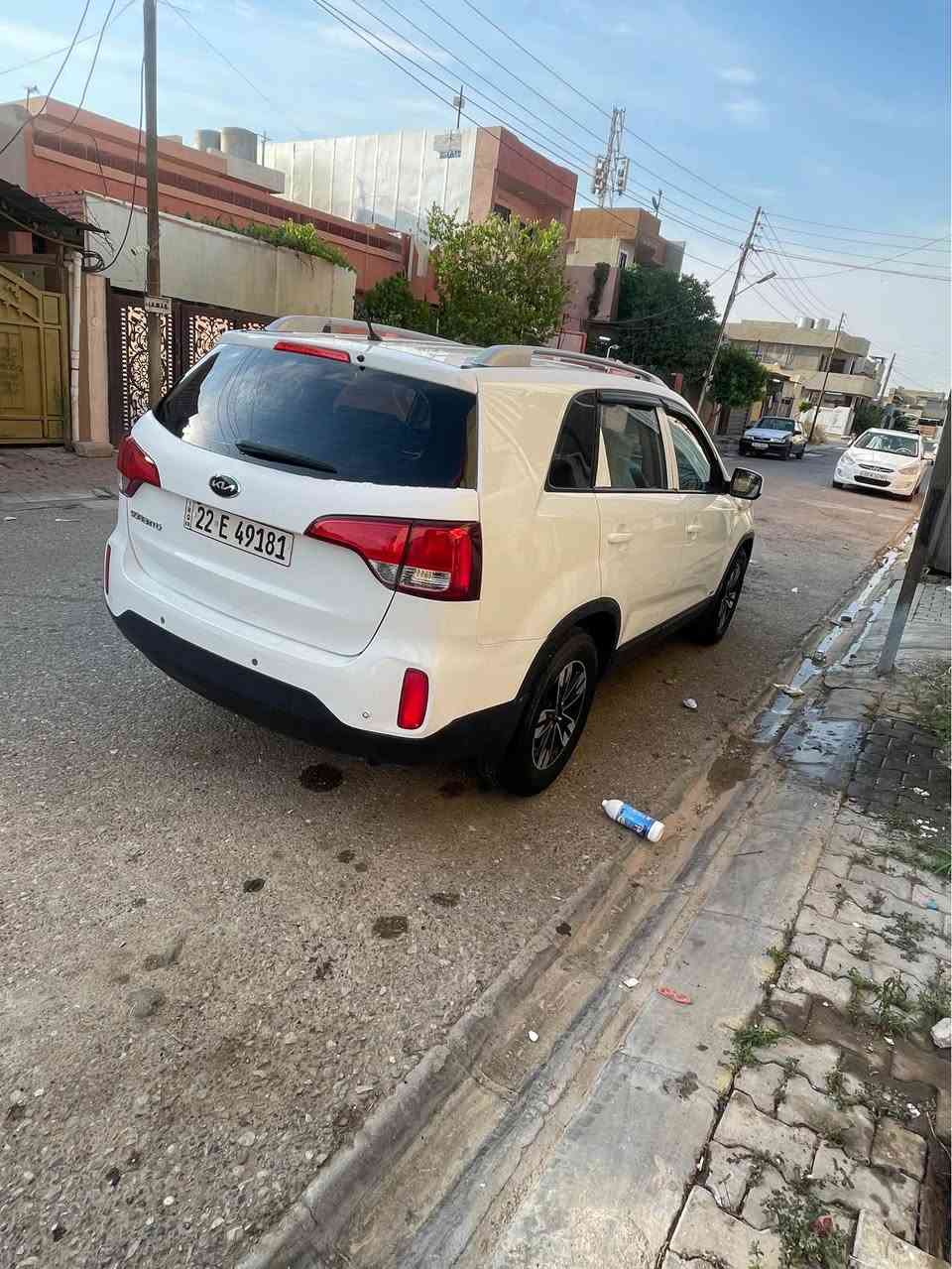 سعر 142 بي مجال 
محرك 4 سلندر شرط لا صرف ولا بخار 
كير اتوتمتيك
صدر امامي خلفي جديد 
اربع تايرات جديد 
7 راكب و 3 مقاعد تبريد 
تبريد تدفئ شغال 
كلين ما بيه صباغ ولا تبديل ولا فتح ولا ظرب
موديل 2013 شكل 2014 جديد 
كهربيات كامل شغال 
شرط تحويل وكاله 
سيارة حيل نظيف ما بيه نقص الف دينار 
مكاني كركوك شراي خابر مكلف بل نشر 
*********** كركوك, العراق
