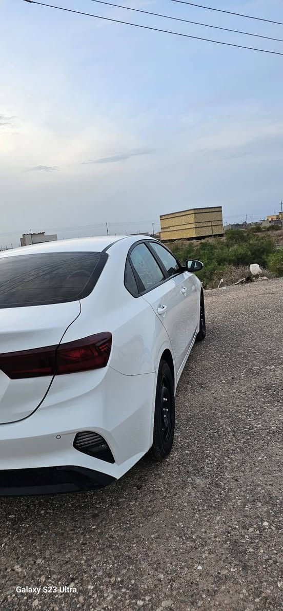 كيا سيراتو موديل 2024
خليجي مكفول 
محرك 2000
مال اقصاد دفع فوري 
السعر 160 وبيها مجال حك الجيه 
مكاني البصره ***********
