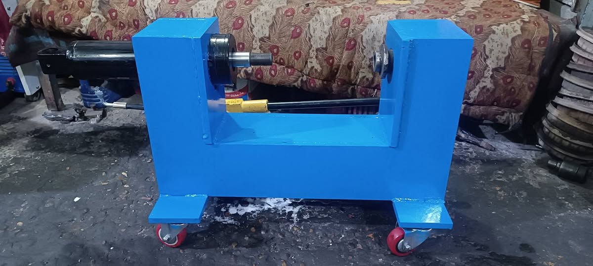 السلام عليكم بريص افقي لفتح صليب التكتك بدون فتح الماشه السعر 700 الف المكان بغداد  قرب الشعب ***********
