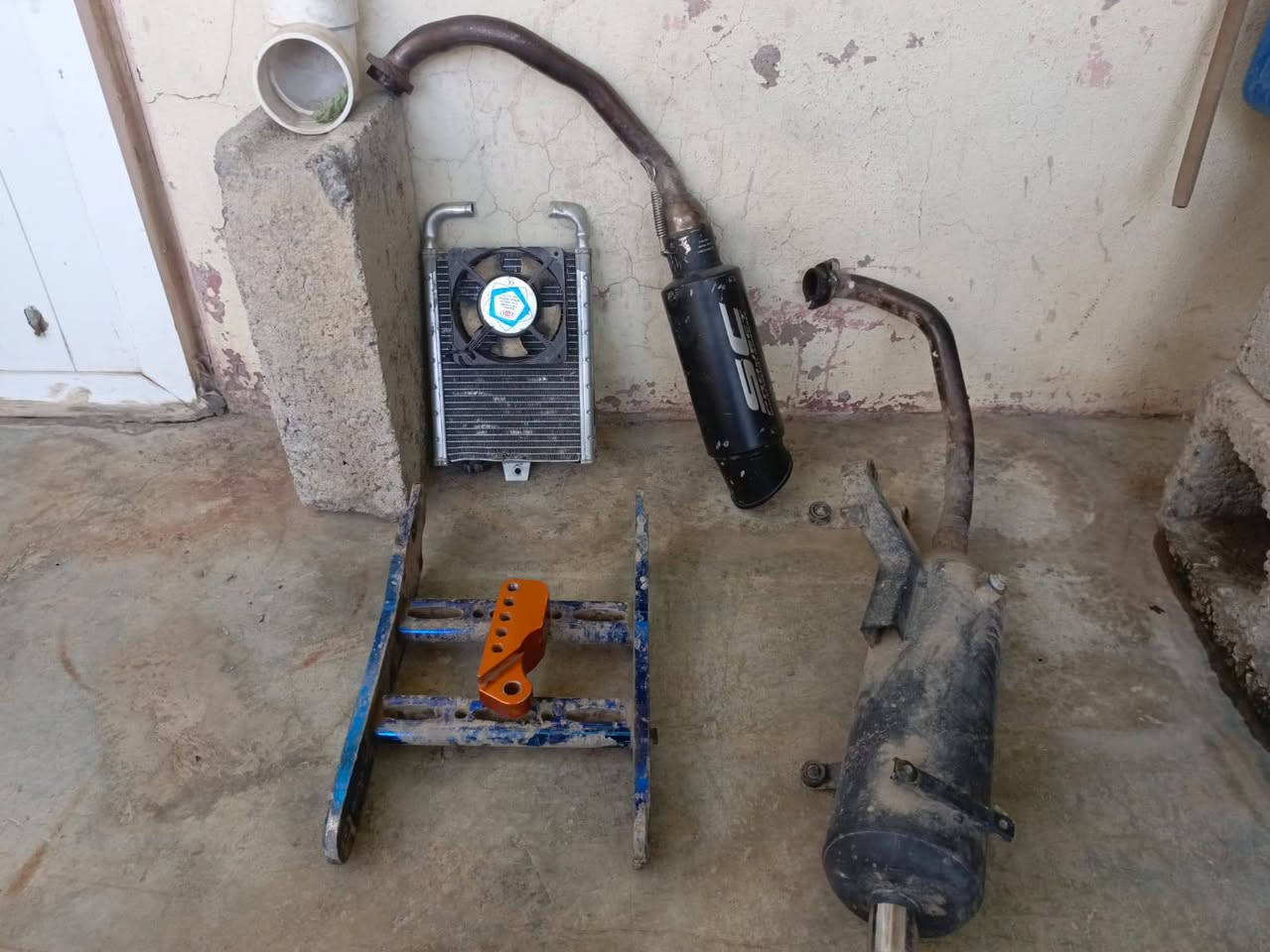 سلام. عليكم. غراض. ماكس. للبيع. الشرايي. يجي. خاص. كلمن. وسعره. وهاذه. رقمي. ***********🤍✨
