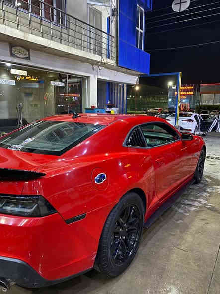 السلام عليكم 
كمارو 2014 وارد V6
محدثه zl1 مناقصها برغي
باب وجاملغين خلفيه وصندوق 
كير محرك اكسل بشرط
الحادث مثل ما موضح بالصور
وايضاً سونار
100 وبيها مجال
عنوان بغداد الدوره
*********** اتصال +واتس
