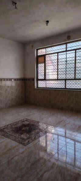 السلام عليكم يوجد بيت للايجار بغداد الزعفرانيه شارع الكهرباء حسينية المهدي شارع سكلة ابو سعد م150متر للاستفسار اتصل ***********
