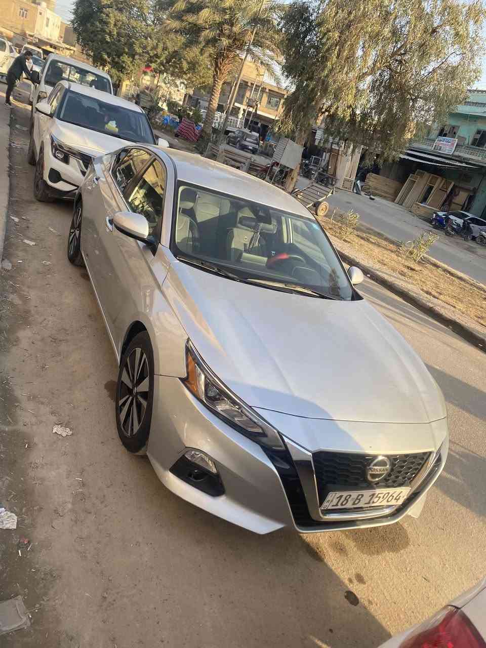 السلام عليكم
للبيع نيسان التيما موديل 2022
Sv
السياره فول عدا الفتحه كلش نضيفه للامانه وبالحقيقه احلى من الصور كير مكينه حداديه نضيفاً جداً 
ماشيه 57 الف ميل حادثها كما موضح بالصوره بيها تبديل دعاميه فقط 
مكانها بابل الحله 
***********
سعرها 166 وبيها مجال للشراي
