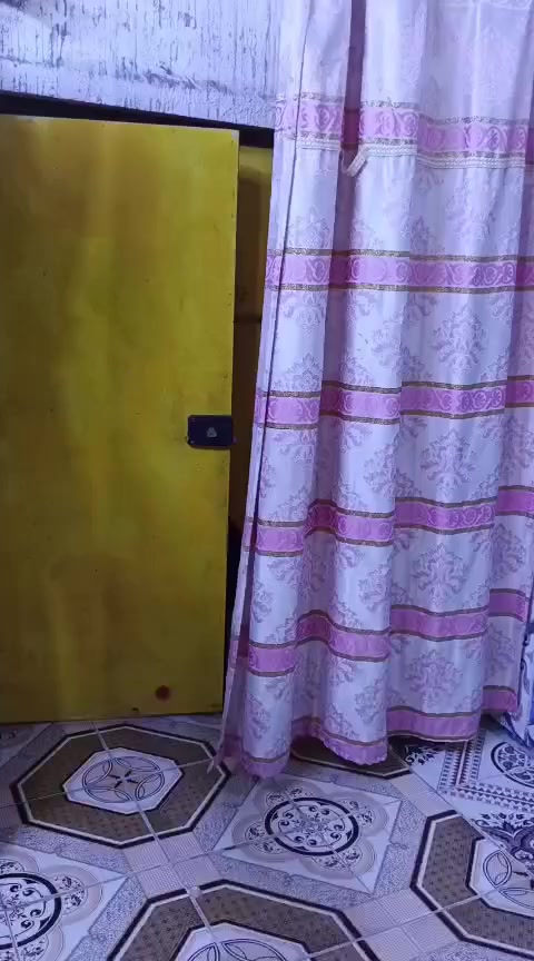 بيت للبيع طابقين ركن مساحه ١٣٠ طبو صرف بي محل اوبي مواجر حاليا *********** وتساب الموقع الشماليه شارع جمعه العرضجي
