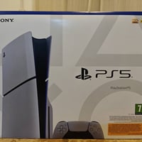 بلايستيشن 5 • مع قارئ اقراص • مستعمل شهر ونص