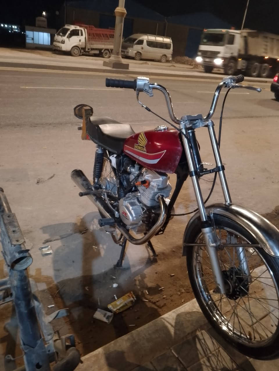 اربعه كير رابيدو اوراق شاصي 18 بدون بليتهه اوراق اصولي 7 اوراق ورقم شاصي وتعمير 25 سعر 750 بيه مجال او مراوس حسب قناعه اوراق ***********
