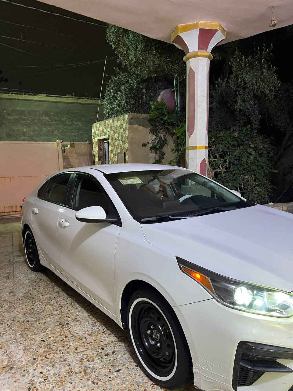 فورتي ٢٠١٩      S
رقم اربيل سنويه لل28  

مواصفات S 

حادث موضح بلمنشور فقط جاملغ مبدل 

 كير CVT بلاد ويل كب البلادي مالها موجود 

مكينه كير تبريد حداديه كلها كفاله السياره سعر 130 وبي مجال 

*********** مكاني كربلاء
