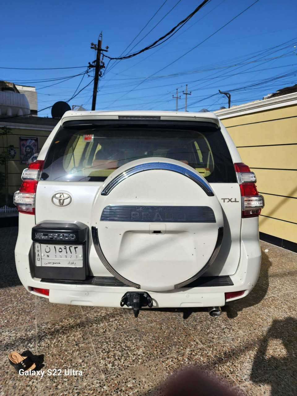 سلام عليكم للبيع
برادو 2014 TXLكويتي 
السعر 310 
رقم بغداد  بأسمي 
السيارة مكفولة نيكل ذهبي
سونار موجود بل صور
مكينه 6سلندر
ماشيه 150
سبير تعليك                                                                 دبل تانكي
 ثلاجة 
تبريد 3قطع
حساسات خلفية
7سبعه راكب 
اشاير بل مري  
شاشه 
كامره خلفيه 
تحكم جهتين 
-مكان السياره بغداد مدينة الصدر 
-الاتصال على الرقم ***********
