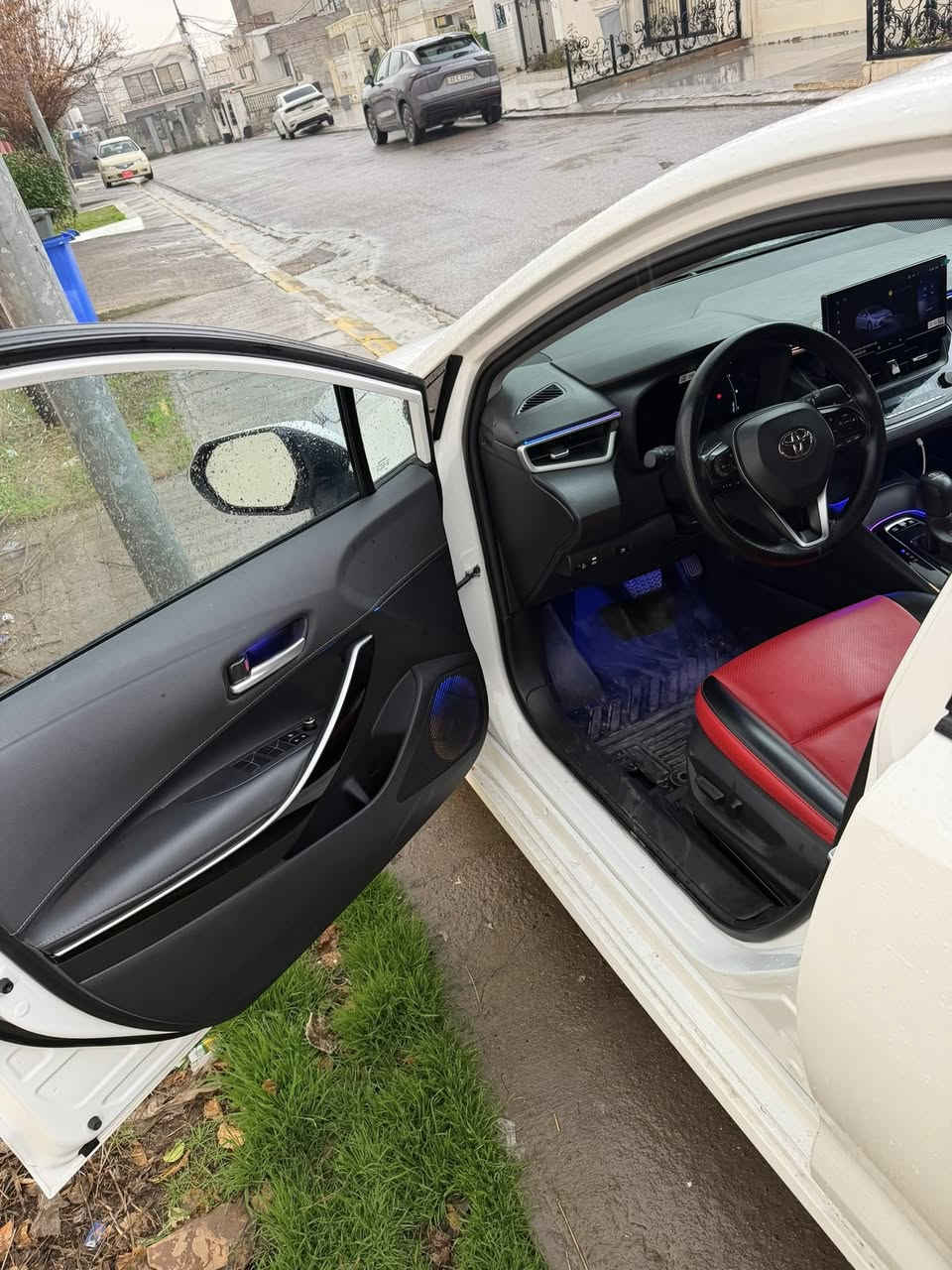 سلام عليكم  كورلاه   هايبردشكل الخليجي  الداخل ا حمر كشن كهرباء ومزوده سستم اناره /ماشيه 4000 الف / السعر 
160 اي ستفسار عل رقم *********** /بغداد بلديات
