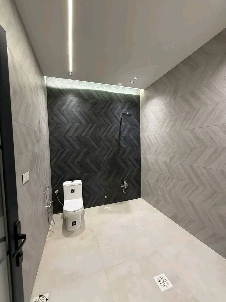 السلام عليكم بيت للبيع ولايجار بالشموخ الشراي خاص او يتصل برقم ***********ب ***********بي واتساب
