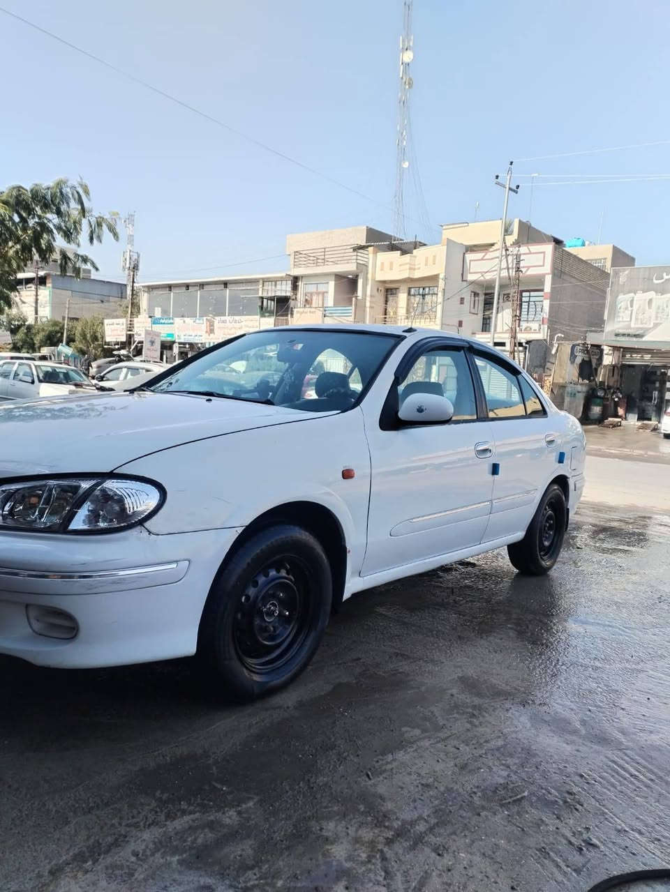 السلام عليكم ... مكلف بالنشر اي استفسار اتصل عالرقم...
نيسان سني موديل 2001 
رقم بغداد دولي بأسمي 
[ كير + محرك + صدر + تايرات + تبريد + تدفئه ] كلها جاهزه 
((((((( كير عادي )))))))
/// السياره بلاديه ونظيفه بيها صبغ هلال جاملغ خلفي فقط ///
مكان السياره بغداد العامريه 
السعر 75 وبيها مجال بسيط 
للاستفسار ( ‎*********** )
